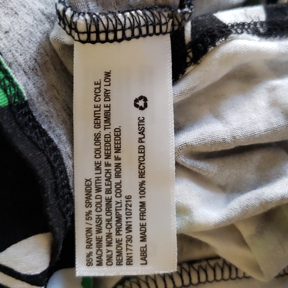 Wrap Dress - a new day size M.  Black with green and white flowers. - Picture 7 of 7